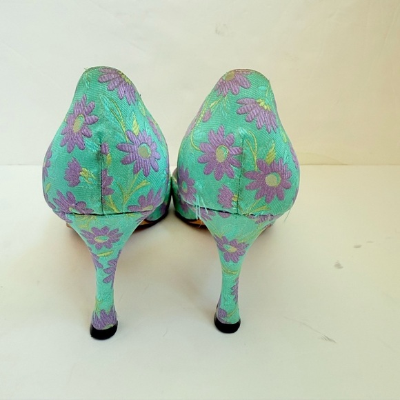 Manolo Blahnik Vintage Aqua Blue Lavender Floral Brocade D’orsay Pumps EU 39.5 - Picture 5 of 7